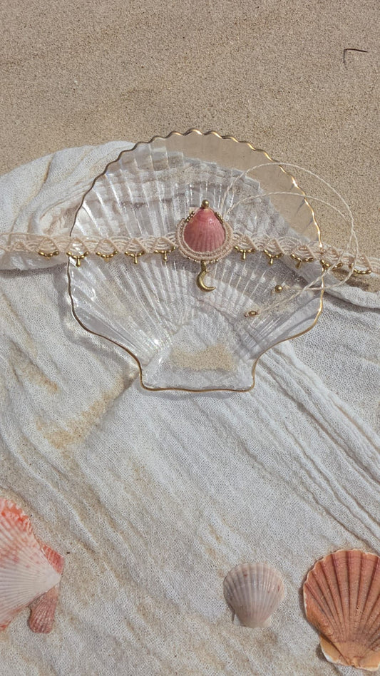 Moon Choker